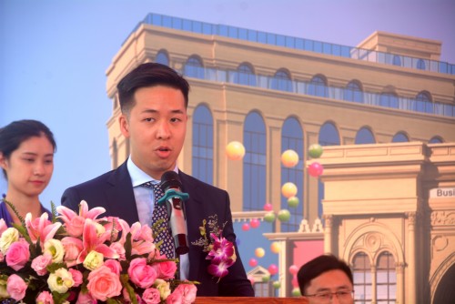 Topping out ceremony of MACAU ARCADE PLAZA